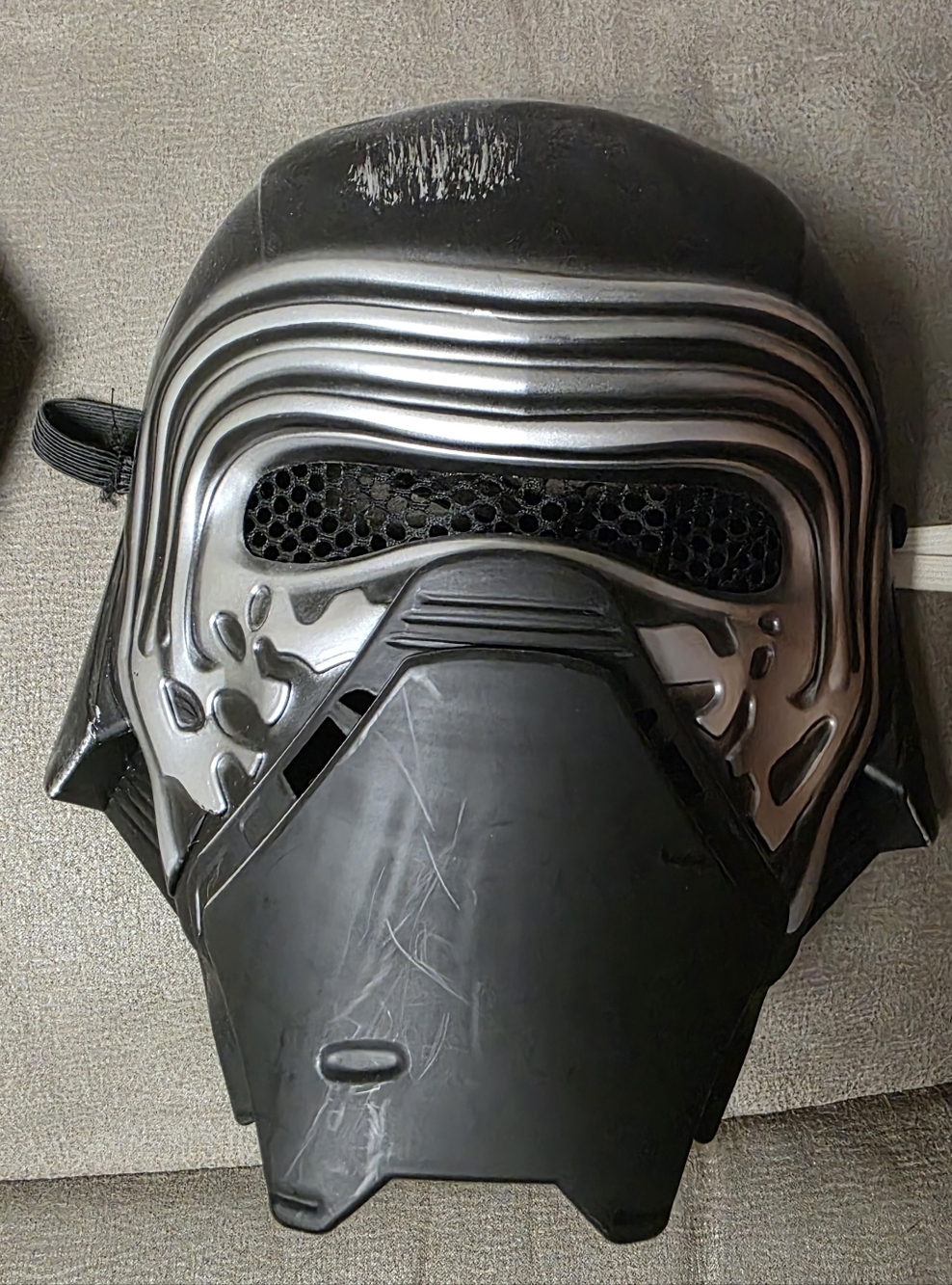 Kid's Kylo Ren mask from Star Wars force awakens